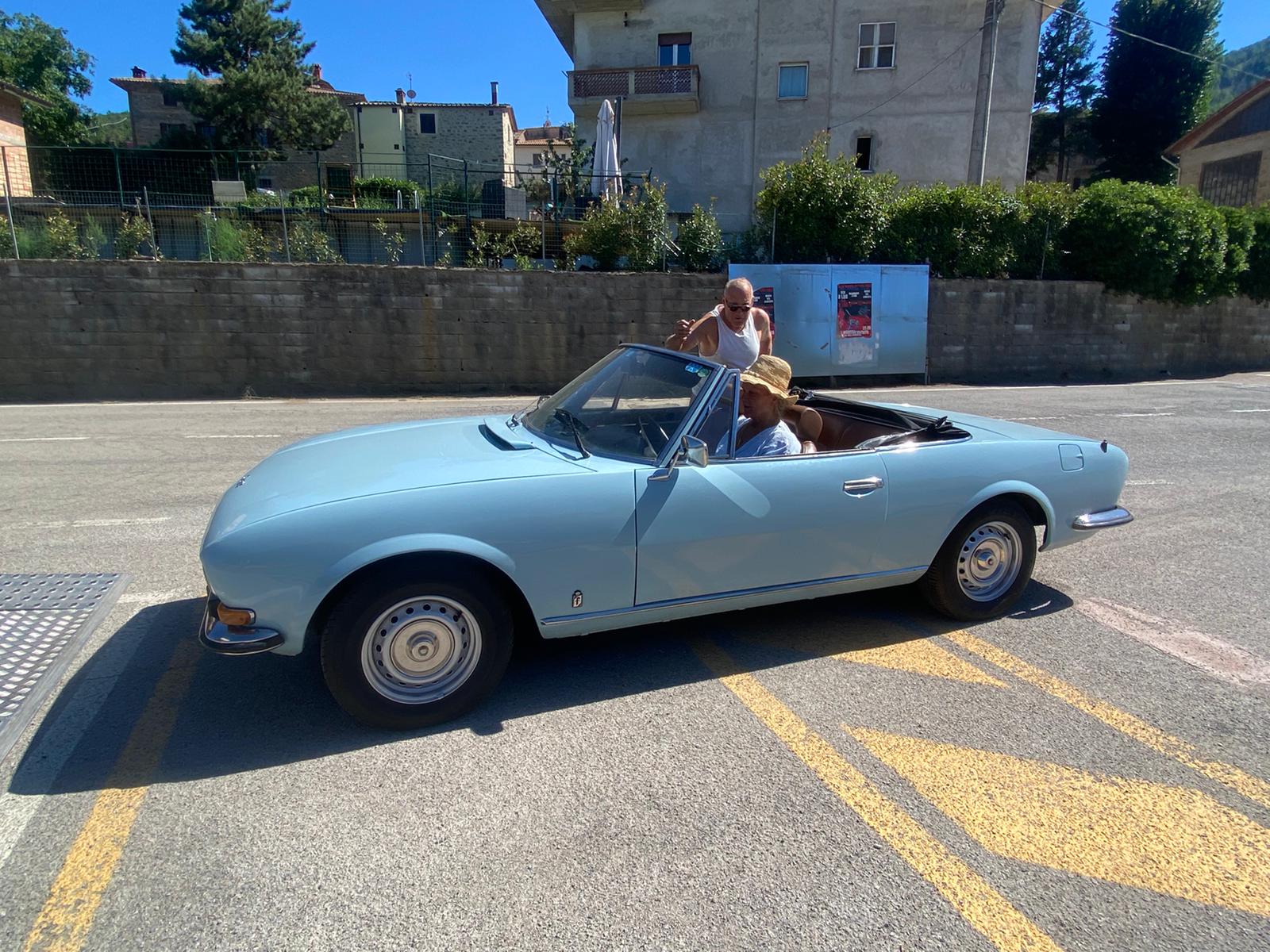 unloading a miura by mack logistics